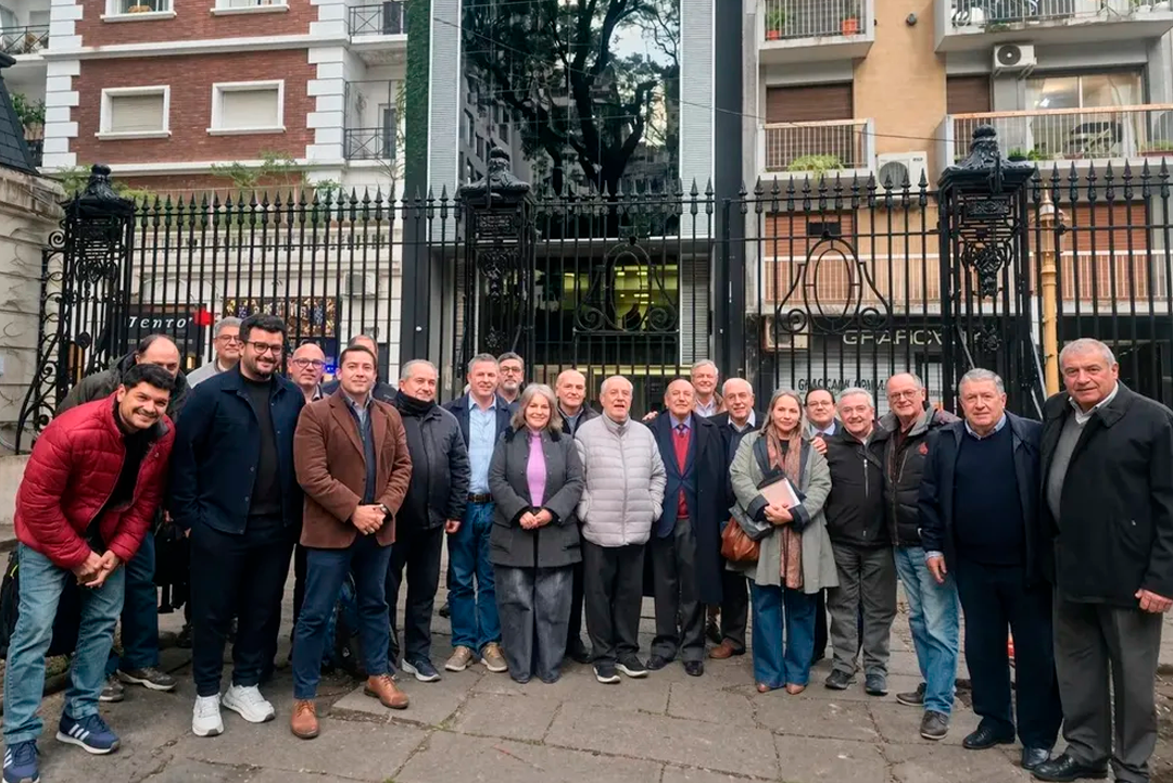 El Grupo Marechal, con dos catamarqueños entre sus referentes, calificó a la corrupción como "el cáncer de la democracia"