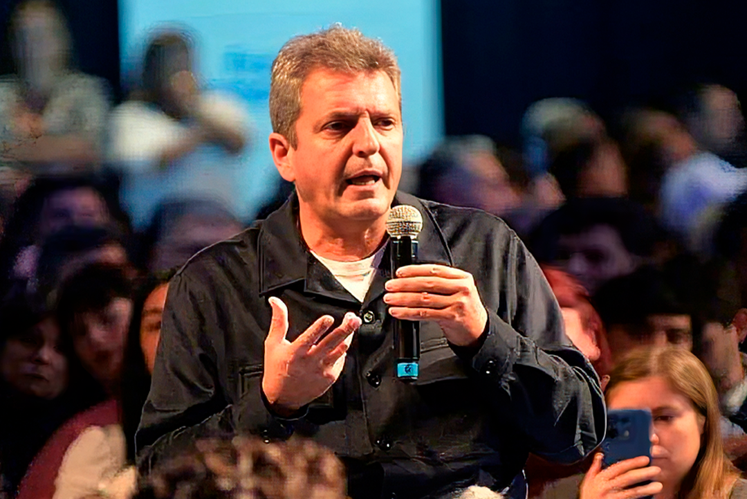 Massa reapareció en Rosario, respaldó a Diego Giuliano y envió una señal de unidad peronista rumbo a 2027
