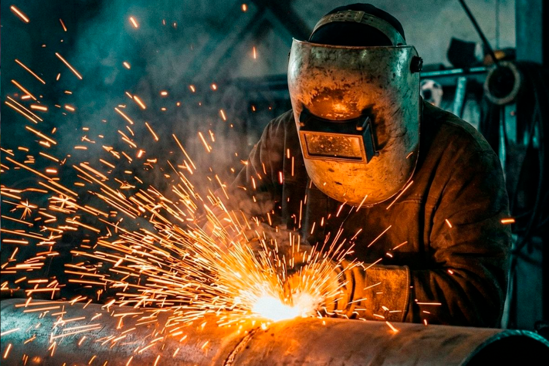 La actividad metalúrgica volvió a caer y acumula una baja del 5,5% en el año